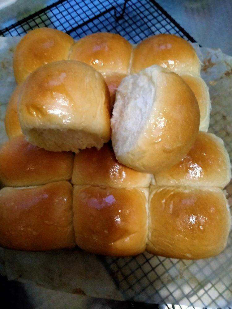 超级柔软拉丝的蜂蜜小餐包