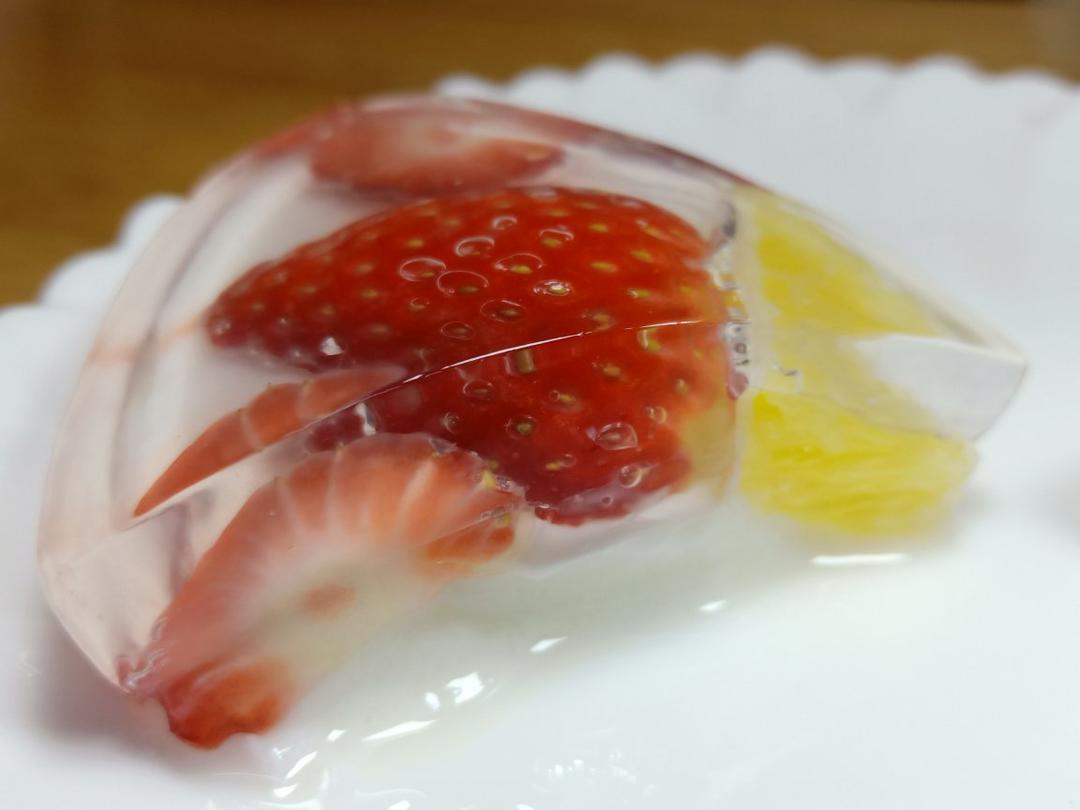 花儿朵朵l79c做的水果果冻蛋糕白凉粉