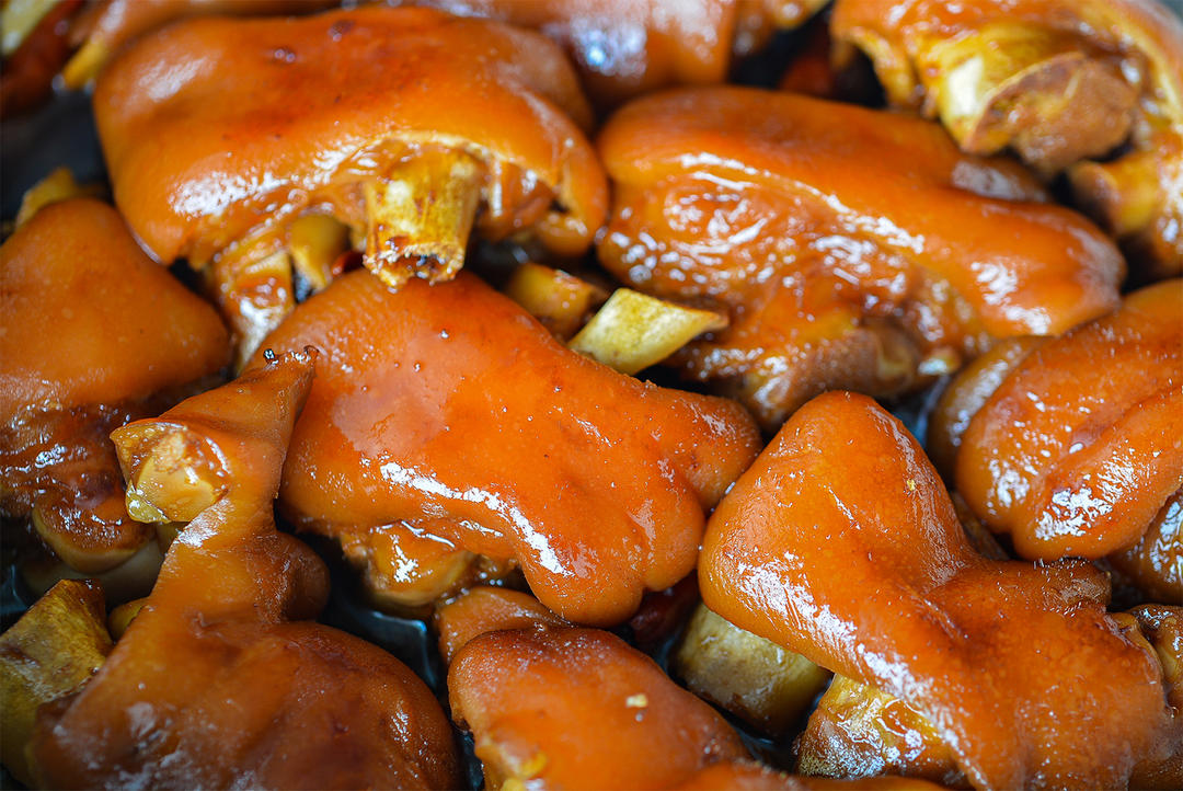 红烧猪蹄 | 吃完我的嘴巴像涂了唇膏