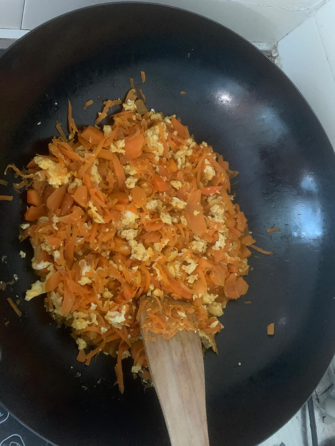 胡萝卜丝炒鸡蛋