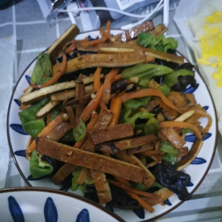 胡萝卜丝炒豆干