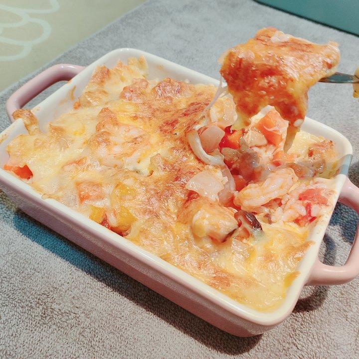 鲜虾番茄鸡丁焗饭