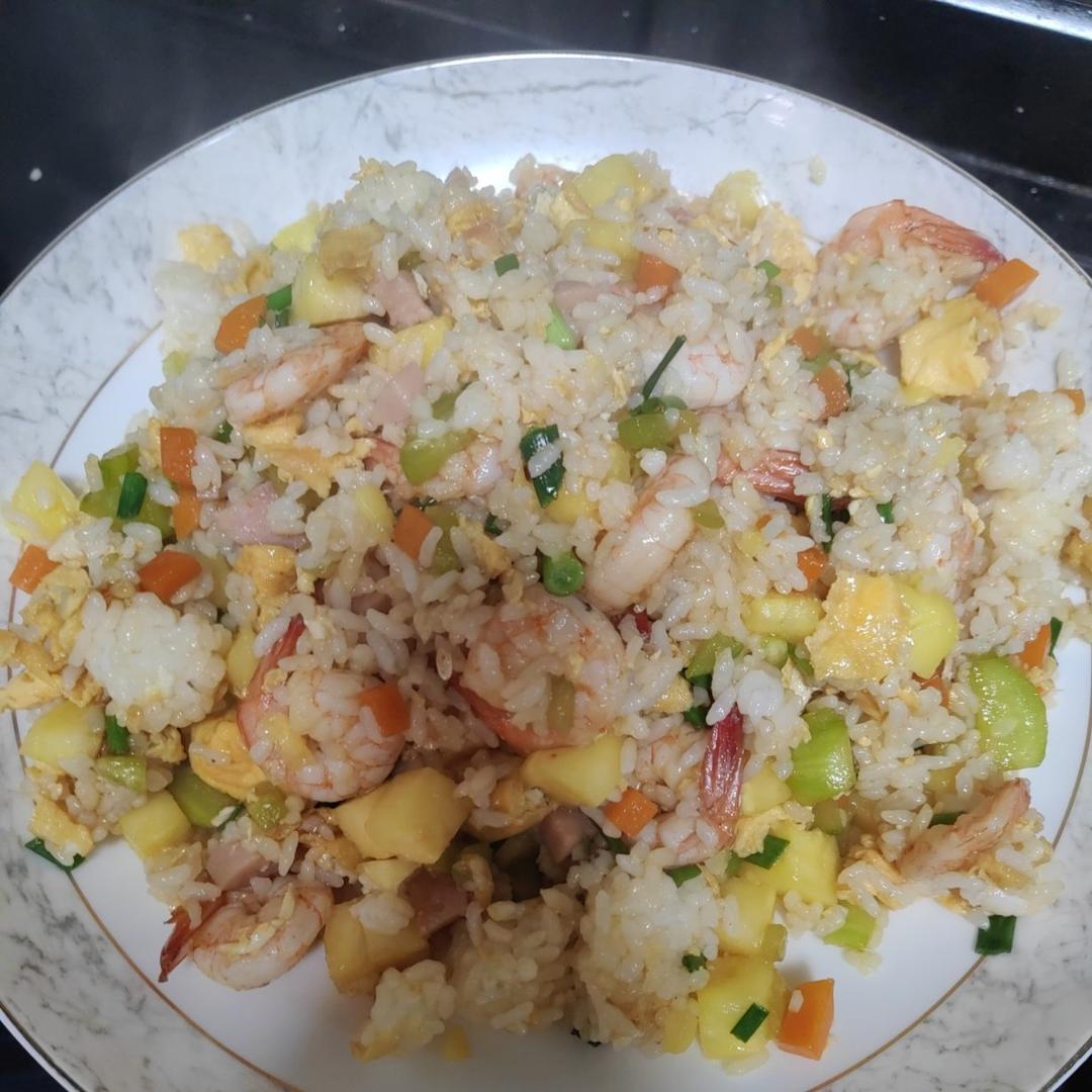 菠萝炒饭