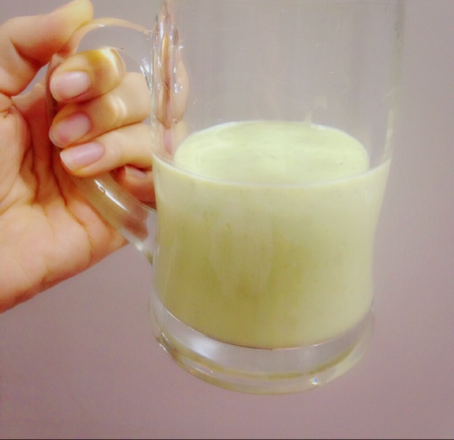 牛油果香蕉奶昔