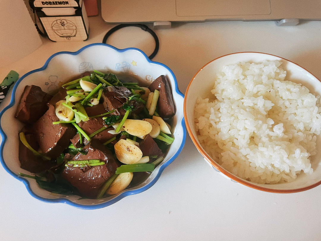 家常炒鸭血