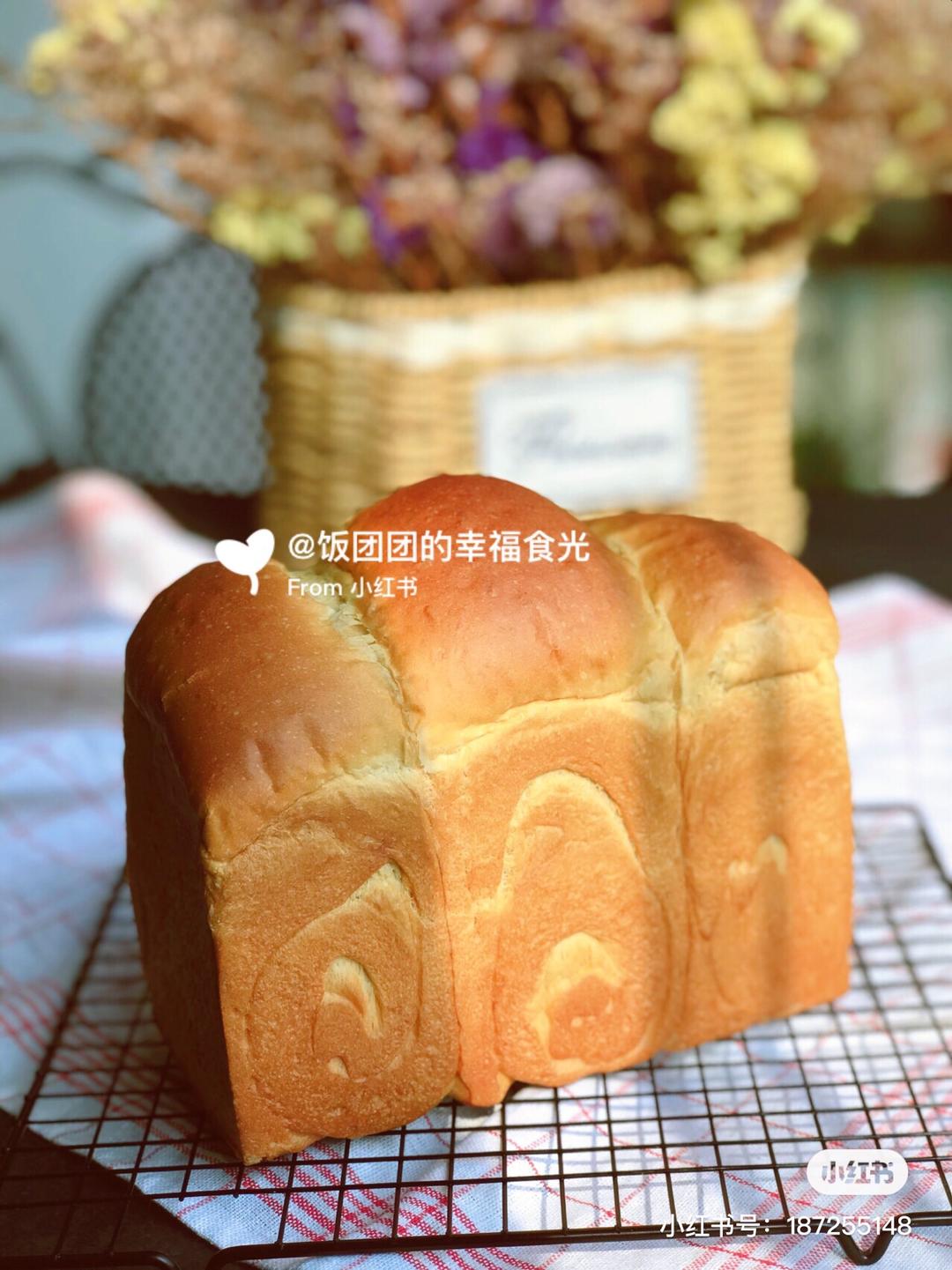 纯奶手撕吐司的做法 步骤1