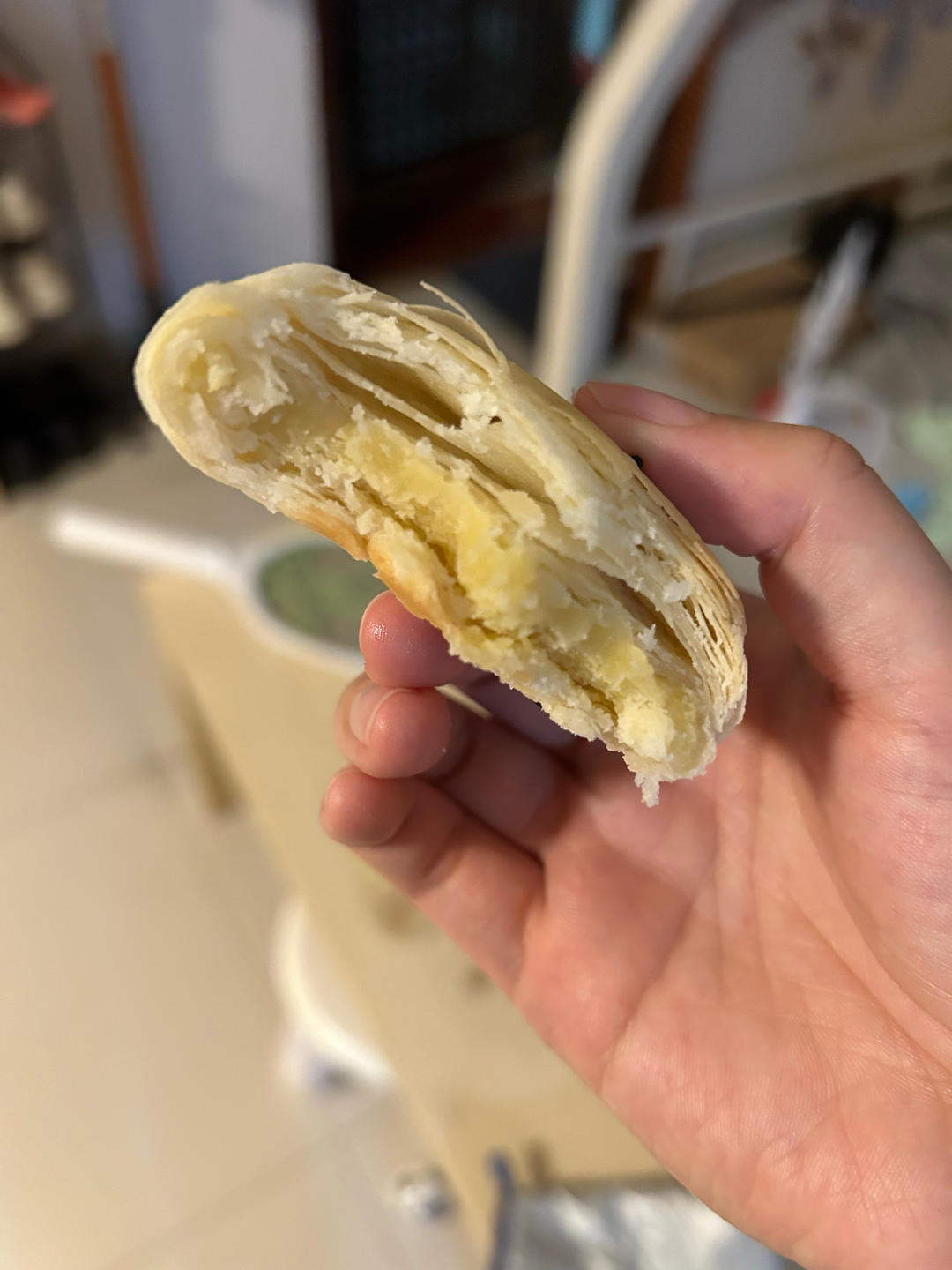 酥掉渣皮 内馅细腻 | 酥皮绿豆饼