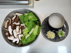 『素』香菇油菜的做法 步骤1