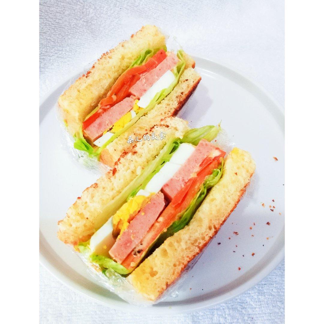 【午餐肉鸡蛋三明治图片】朵儿的美食_下厨房