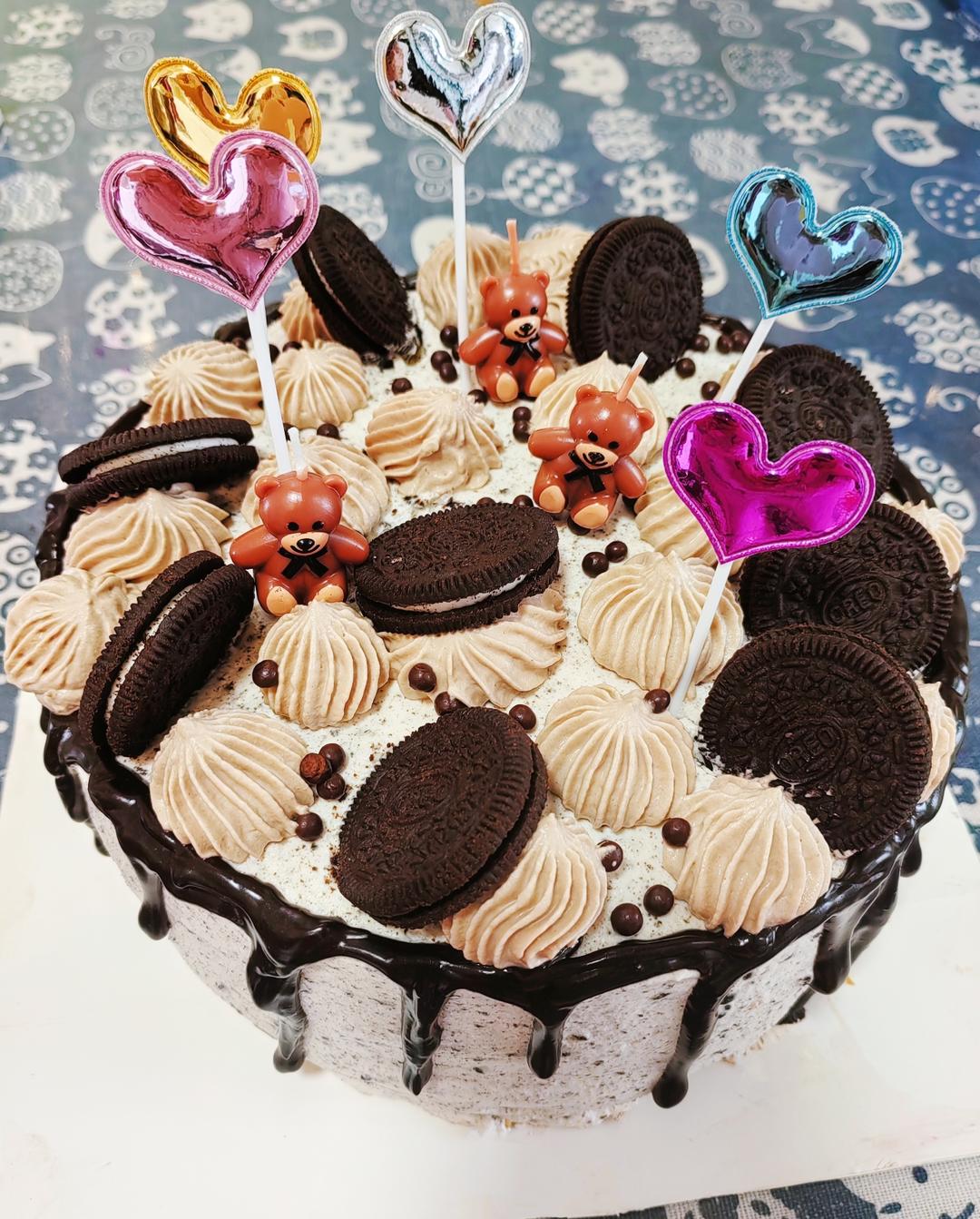 私房烘焙｜奥利奥淋面生日蛋糕