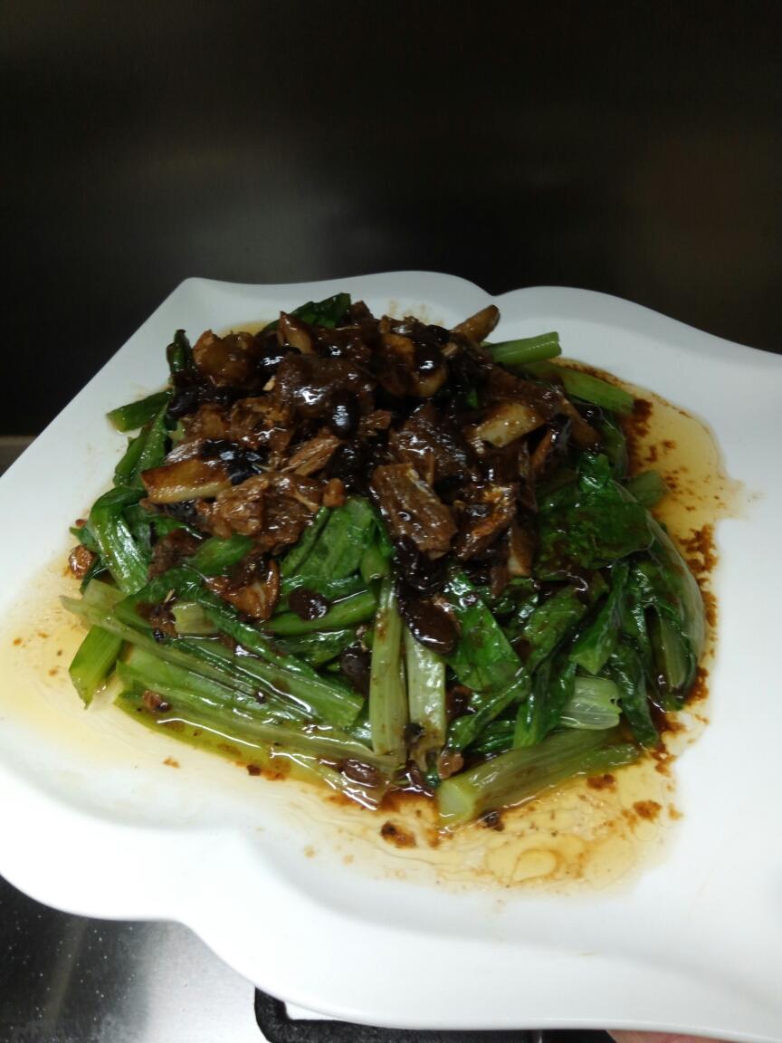 豆豉鲮鱼油麦菜的做法