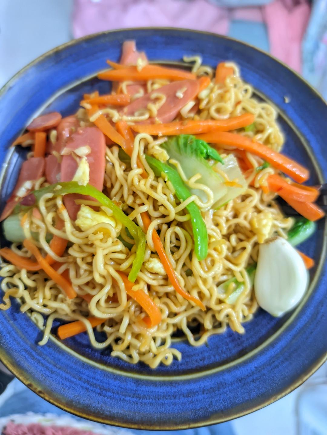 秒杀路边摊的炒方便面