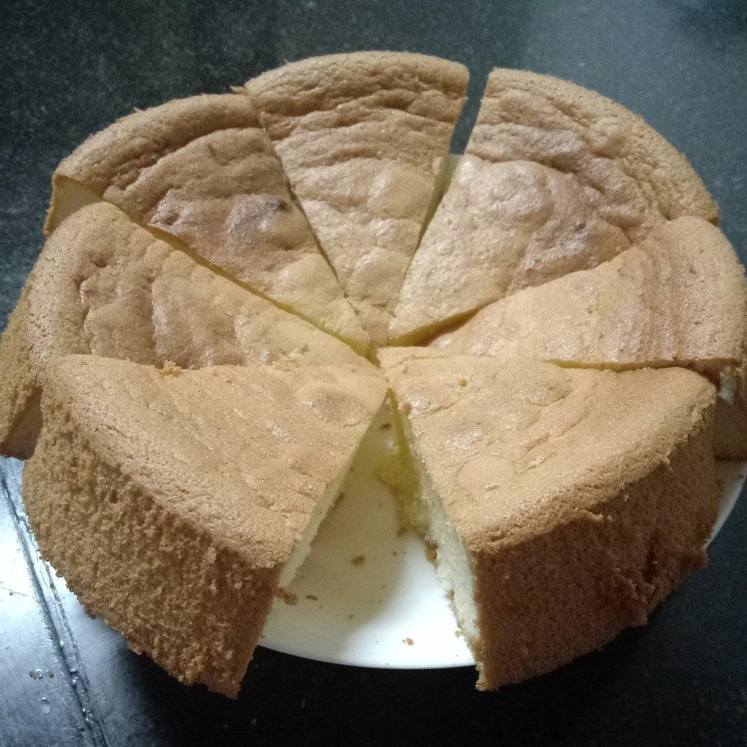 烤箱做蛋糕（戚风蛋糕的做法）