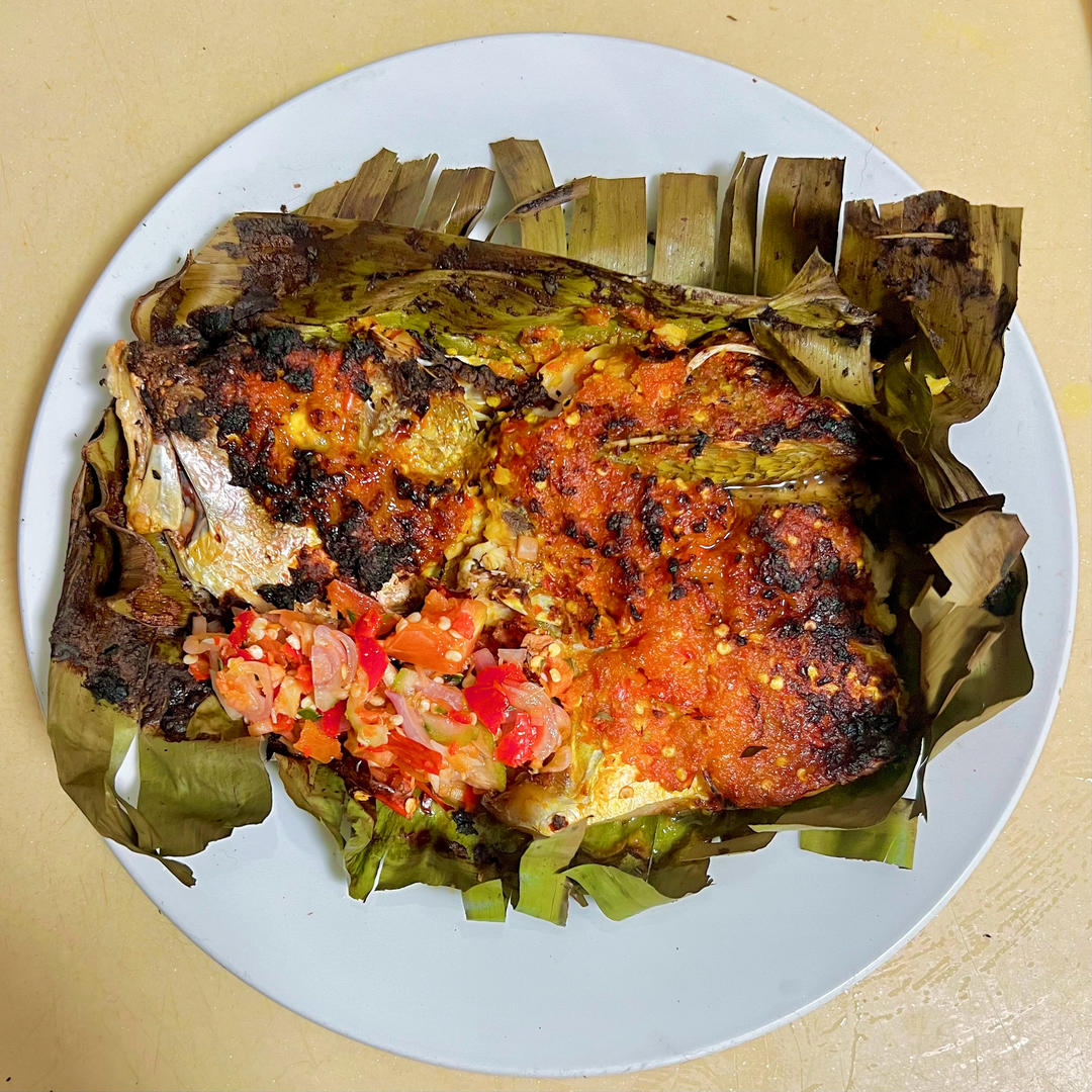 马来西亚娘惹叁巴烤鱼sambal ikan bakar