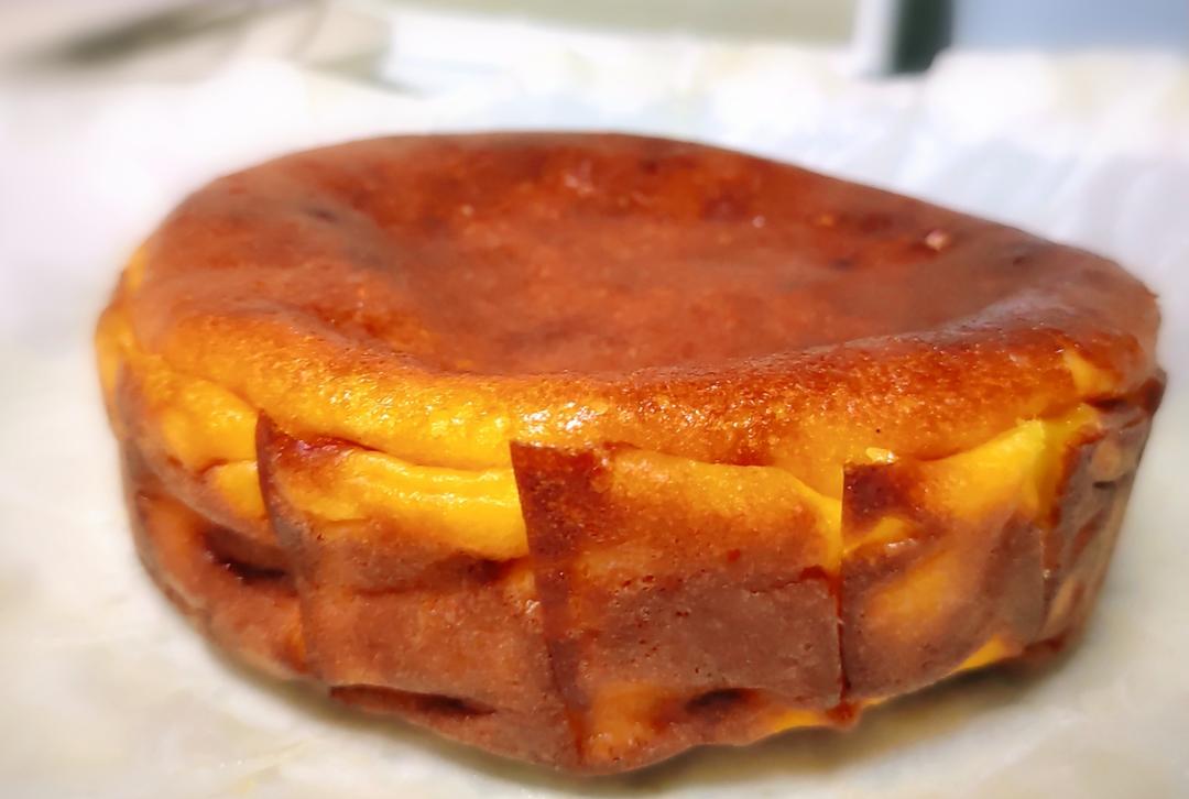 网红巴斯克芝士蛋糕轻松在家做，再也不去排队了