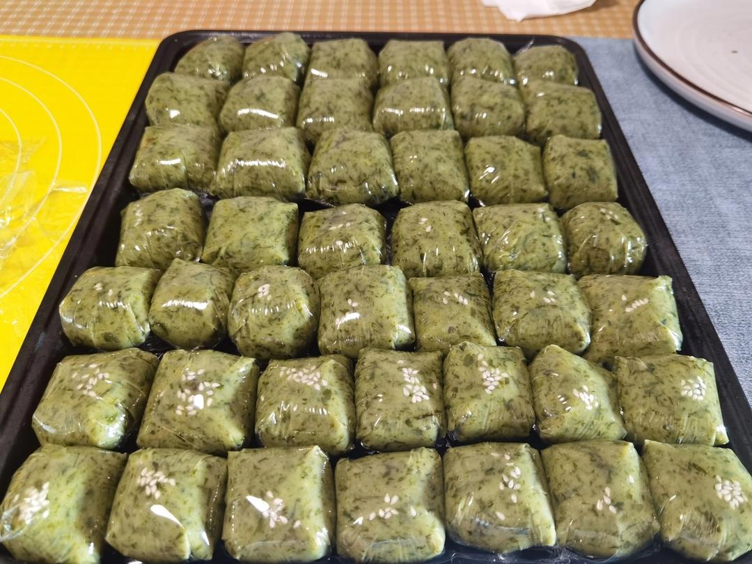 放三天都是软软糯糯的艾草青团