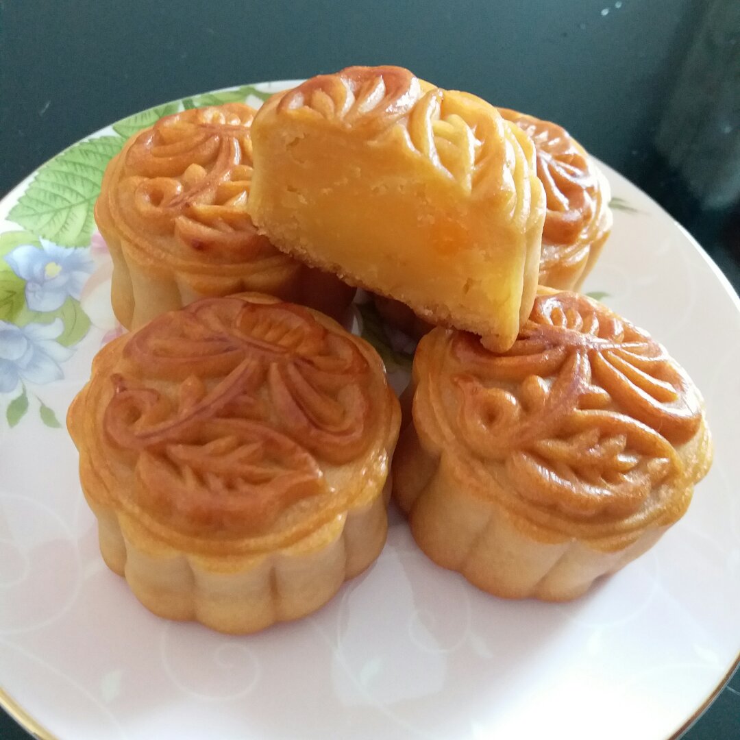 金沙奶黄月饼