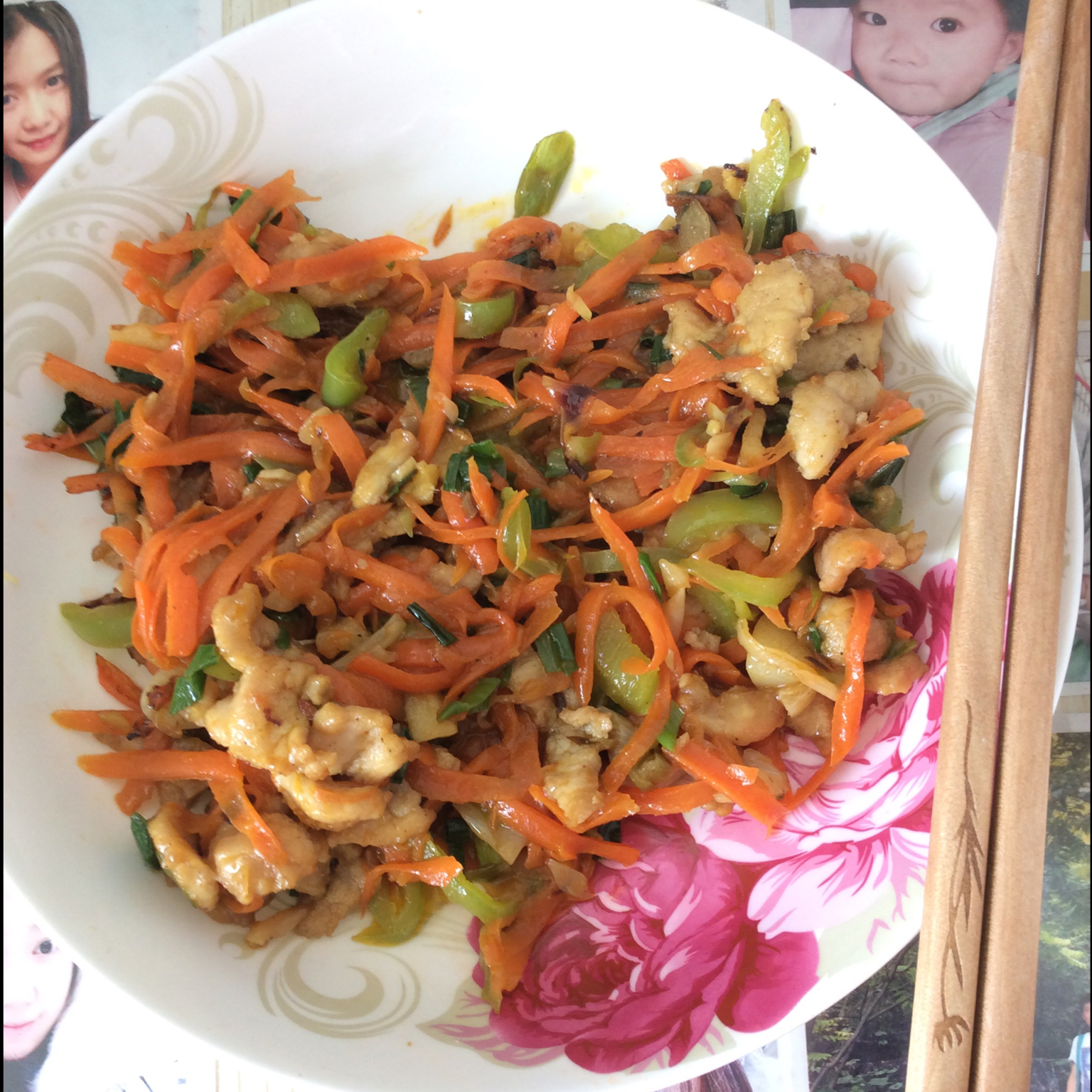 胡萝卜炒肉