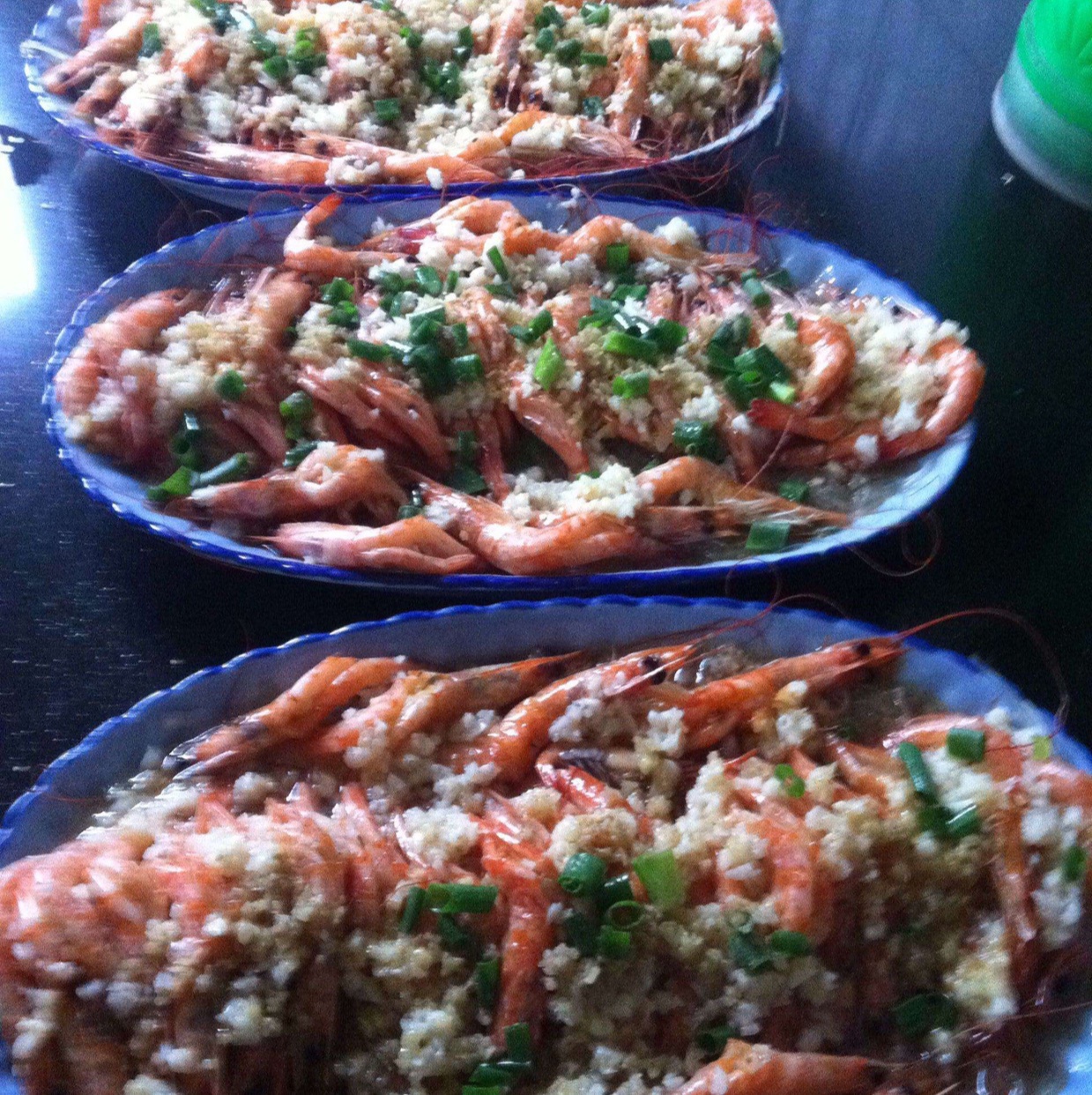 蒜蓉粉丝蒸大虾