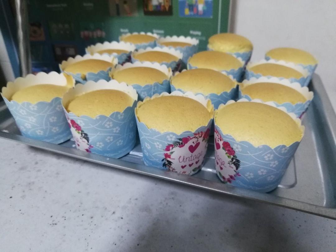 纸杯蛋糕 8寸戚风蛋糕的量