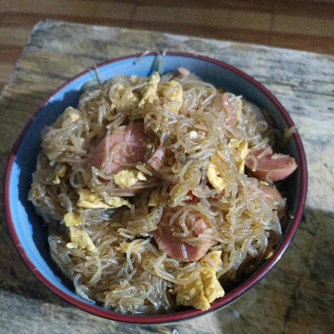 最近爱吃粉丝粉条～包菜炒粉丝