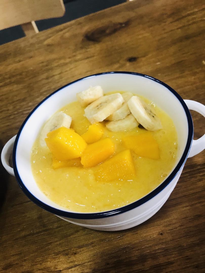 港式甜品——杨枝甘露(芒果西米露)附芒果花切法