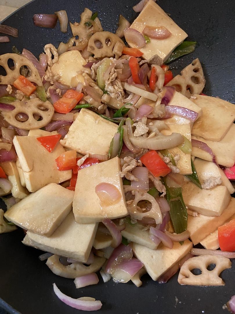 千页豆腐炒蒜苗