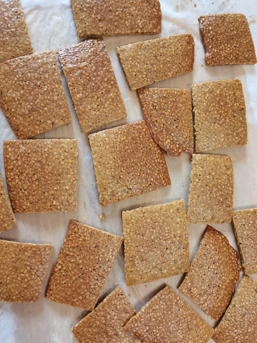 芝麻薄脆饼干，一步操作，超级简单
