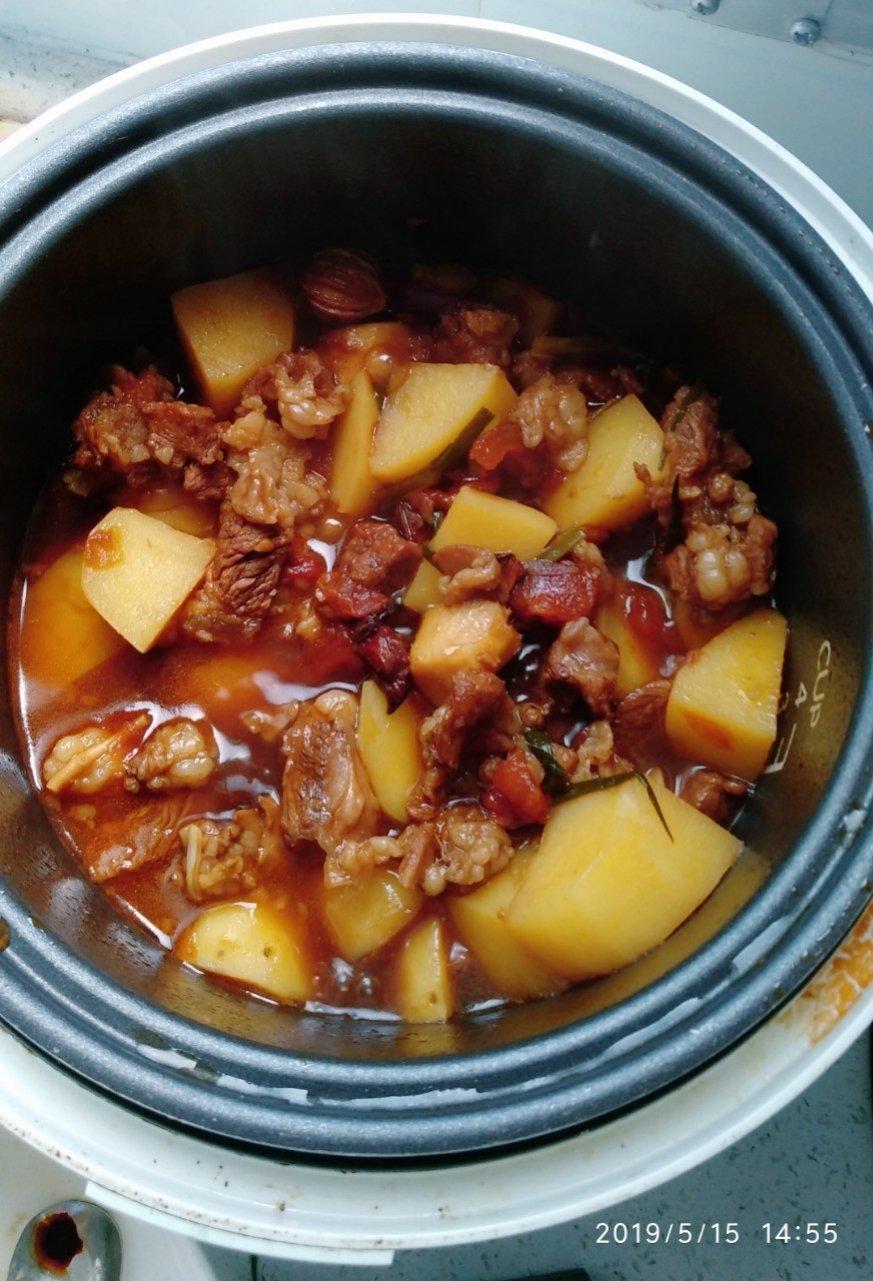 番茄土豆炖牛腩