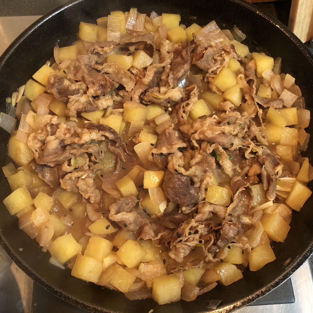 好吃到舔碗底的土豆肥牛拌饭