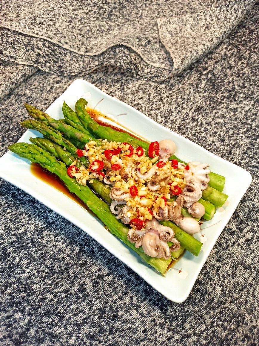 凉拌菜‼️捞汁芦笋墨鱼仔