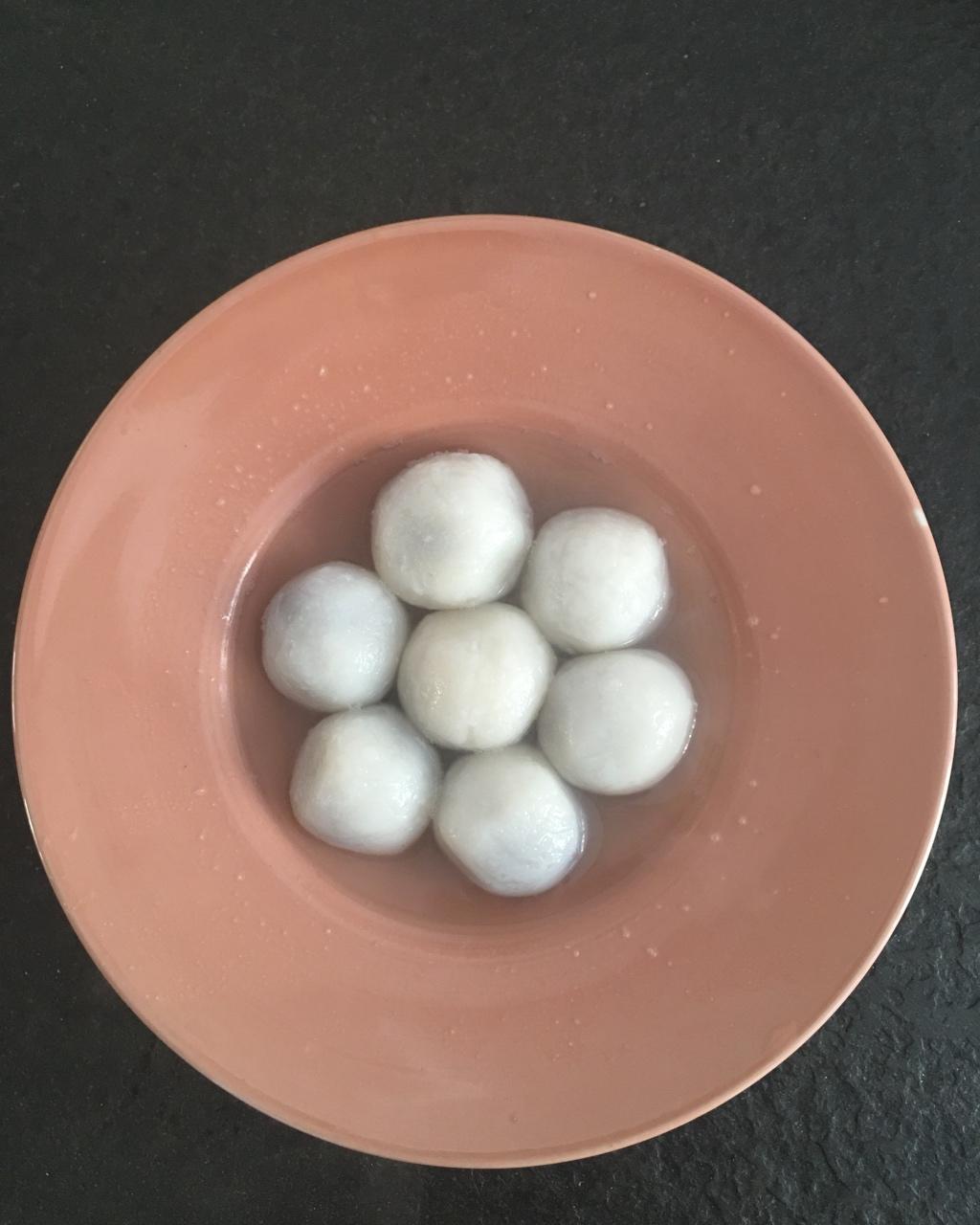 黑芝麻汤圆