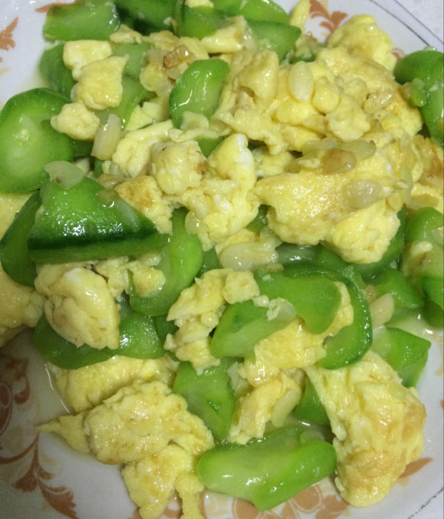丝瓜炒蛋
