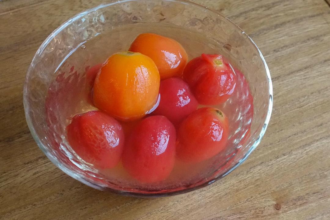 居有花食有甜