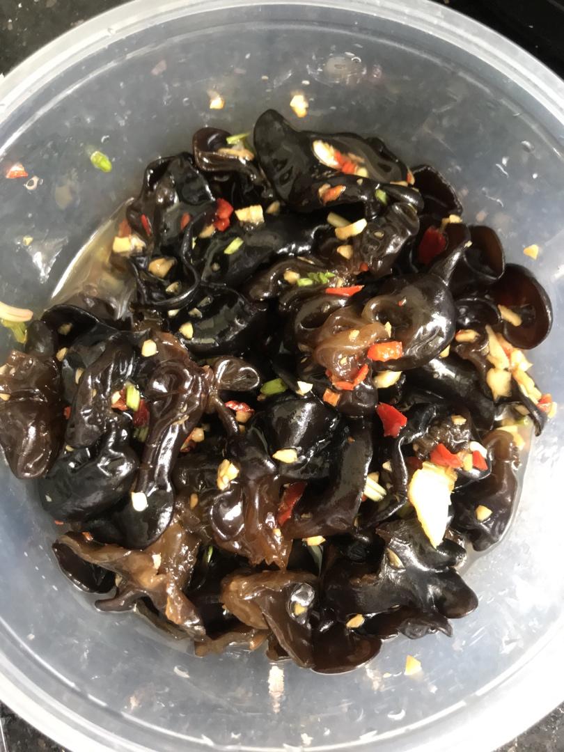 凉拌黑木耳
