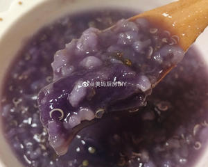 鸡翅包饭+虾仁花朵蒸饺+紫薯藜麦粥+酸甜可口自制草莓酱的做法 步骤6