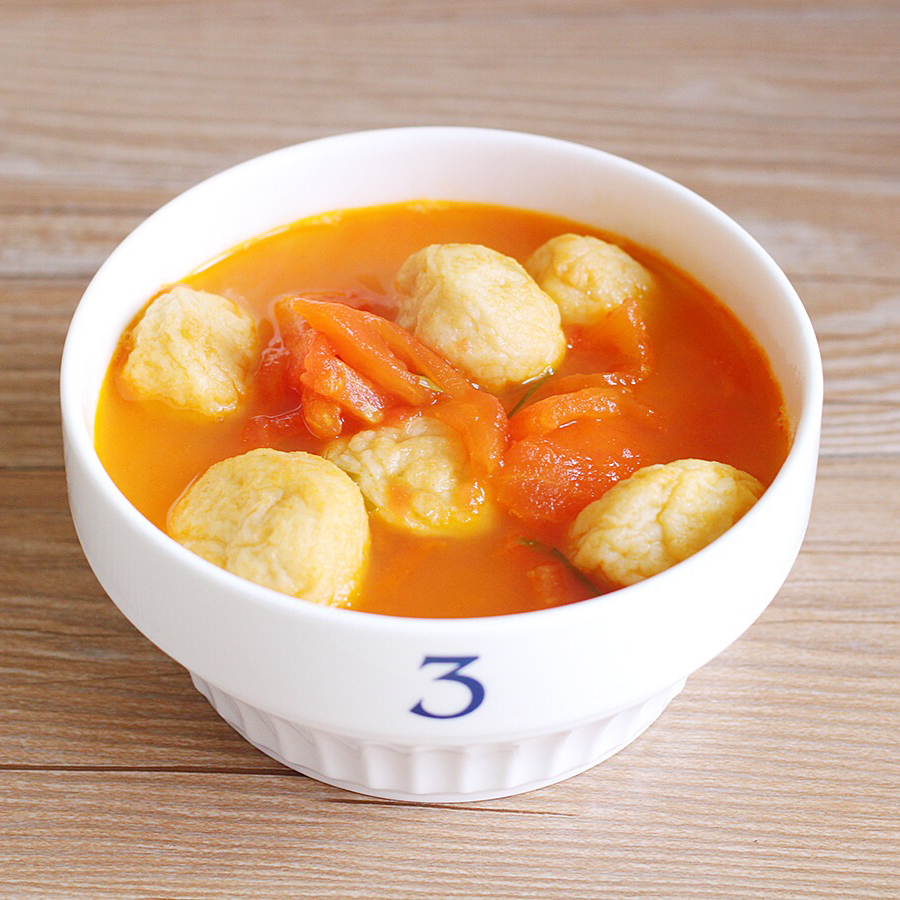 cherrie樱桃酱做的番茄鱼丸汤