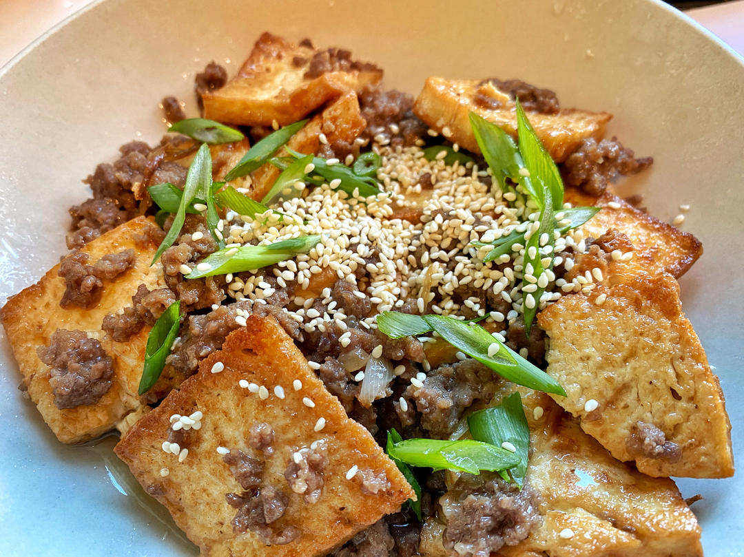 小孩大人都爱的快手菜！红烧肉沫豆腐超下饭！！