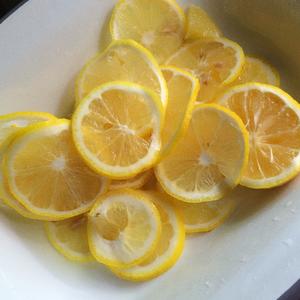 柠檬迷迭香烤翅的做法 步骤4