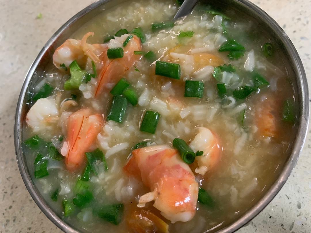 鲜虾砂锅粥