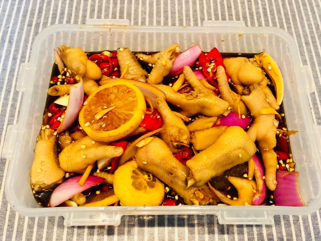 停不下来的秘制凉拌鸡爪