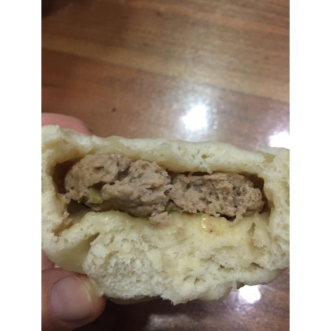 酱肉包子