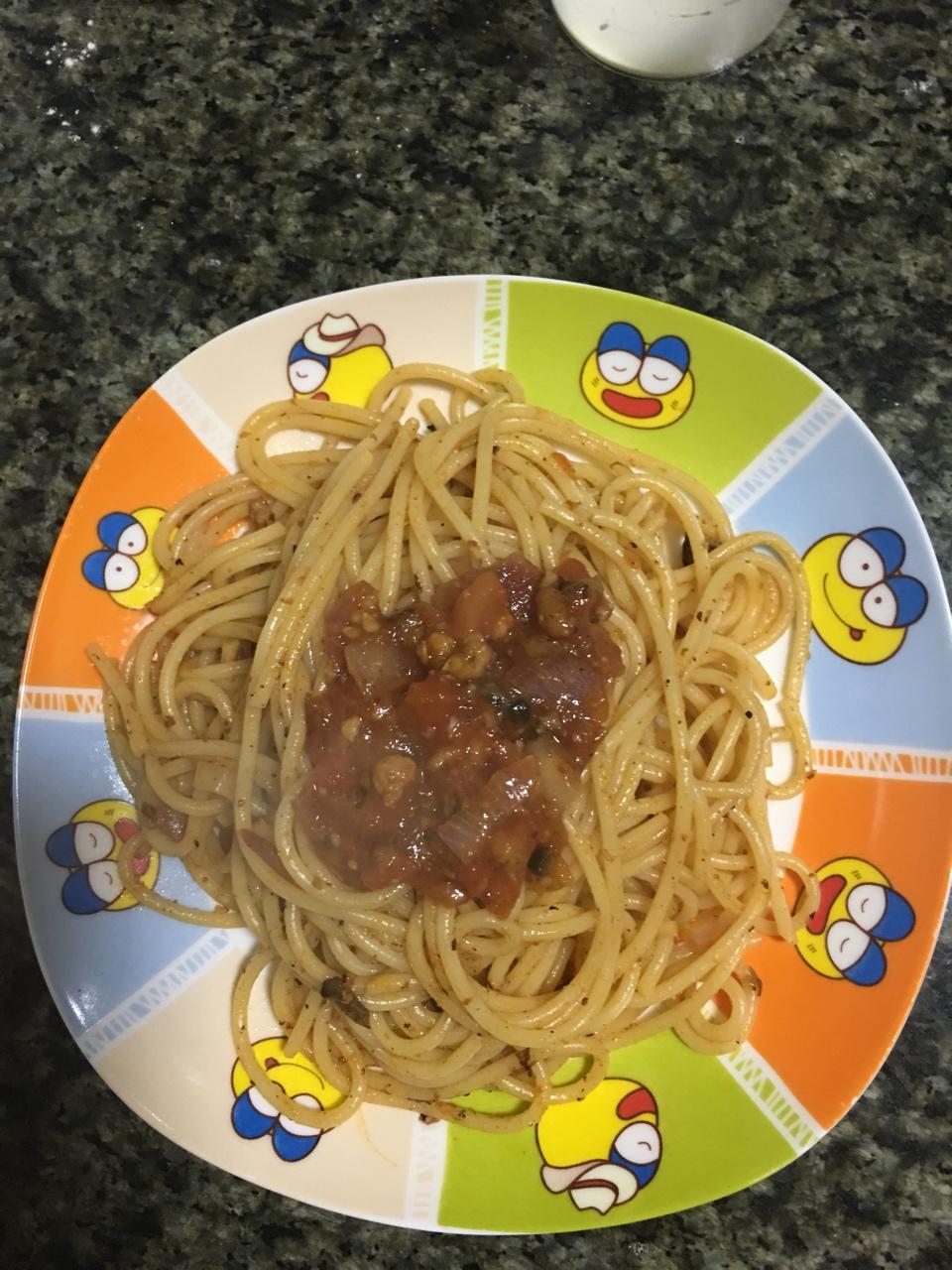 意式番茄肉酱面