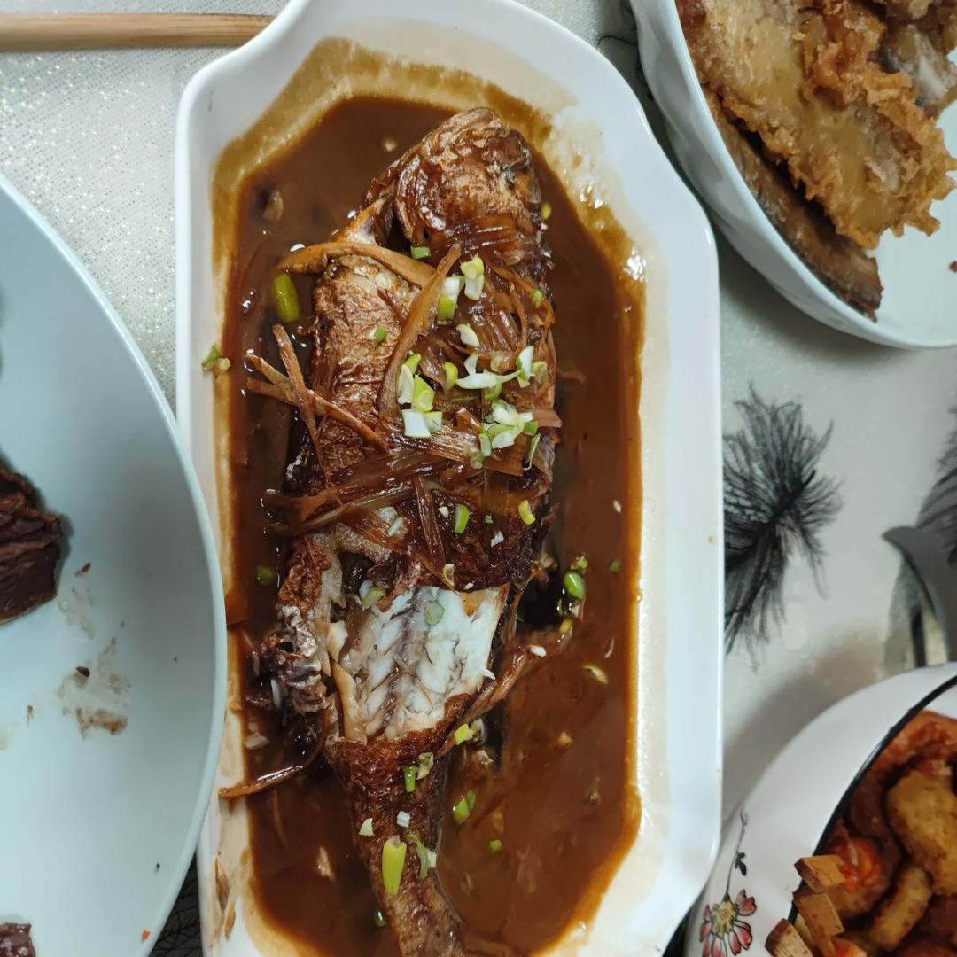 红烧大黄鱼