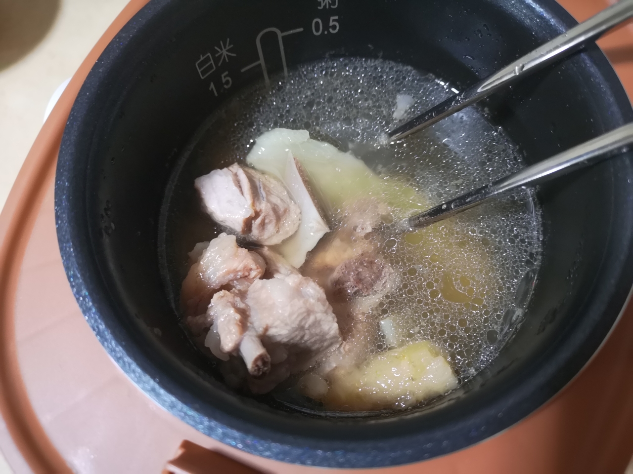 玉竹沙参排骨汤的做法