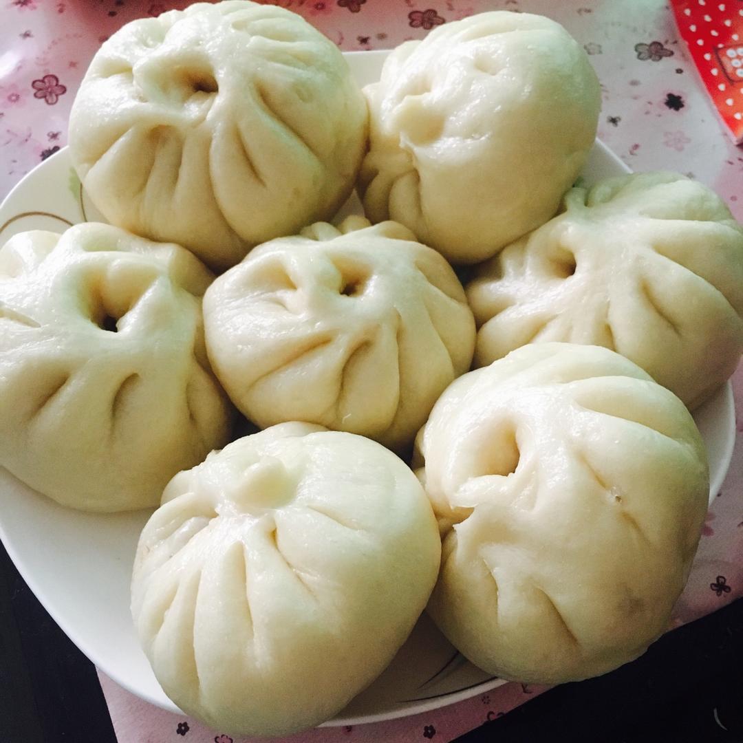 淡淡的甜72做的牛肉芹菜馅包子