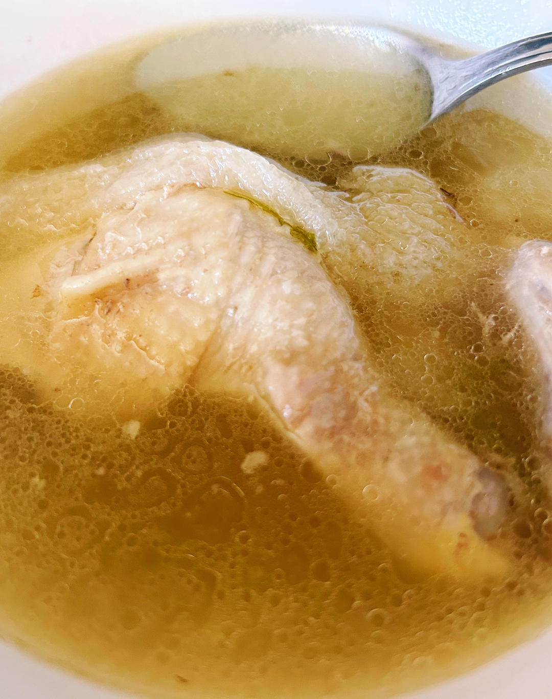 奶奶教的鲜香肥美香菇炖鸡汤