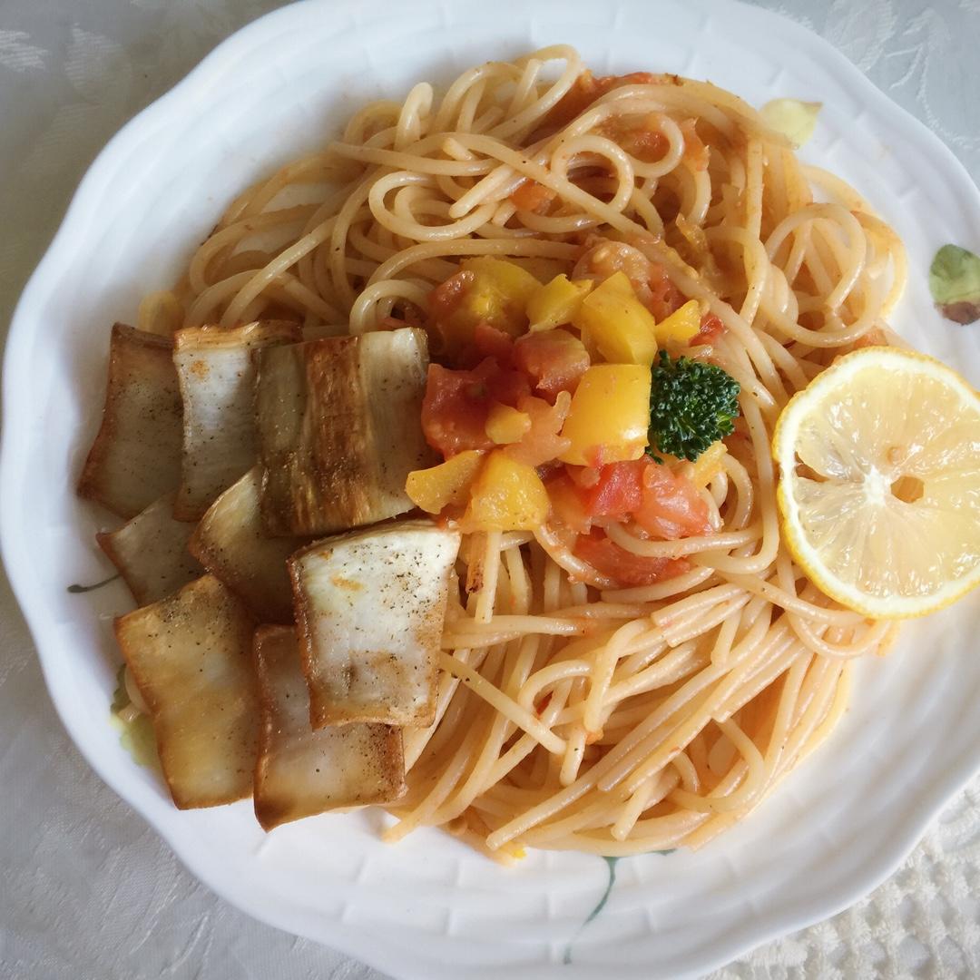 小白的酸酸意面