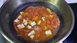 云素记  西红柿丝瓜豆腐汤的做法 步骤4