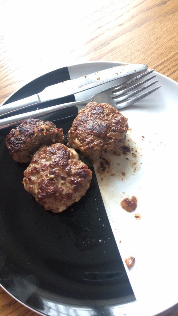 小孩子最爱的汉堡牛肉饼